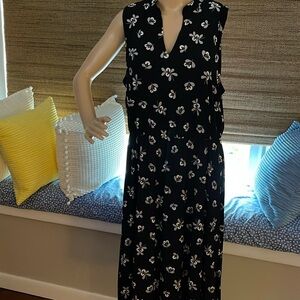 Anne Klein Black Floral V-Neck Dress